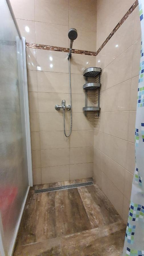 Aqua Apartman Тисауйварош Екстер'єр фото