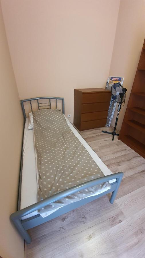 Aqua Apartman Тисауйварош Екстер'єр фото