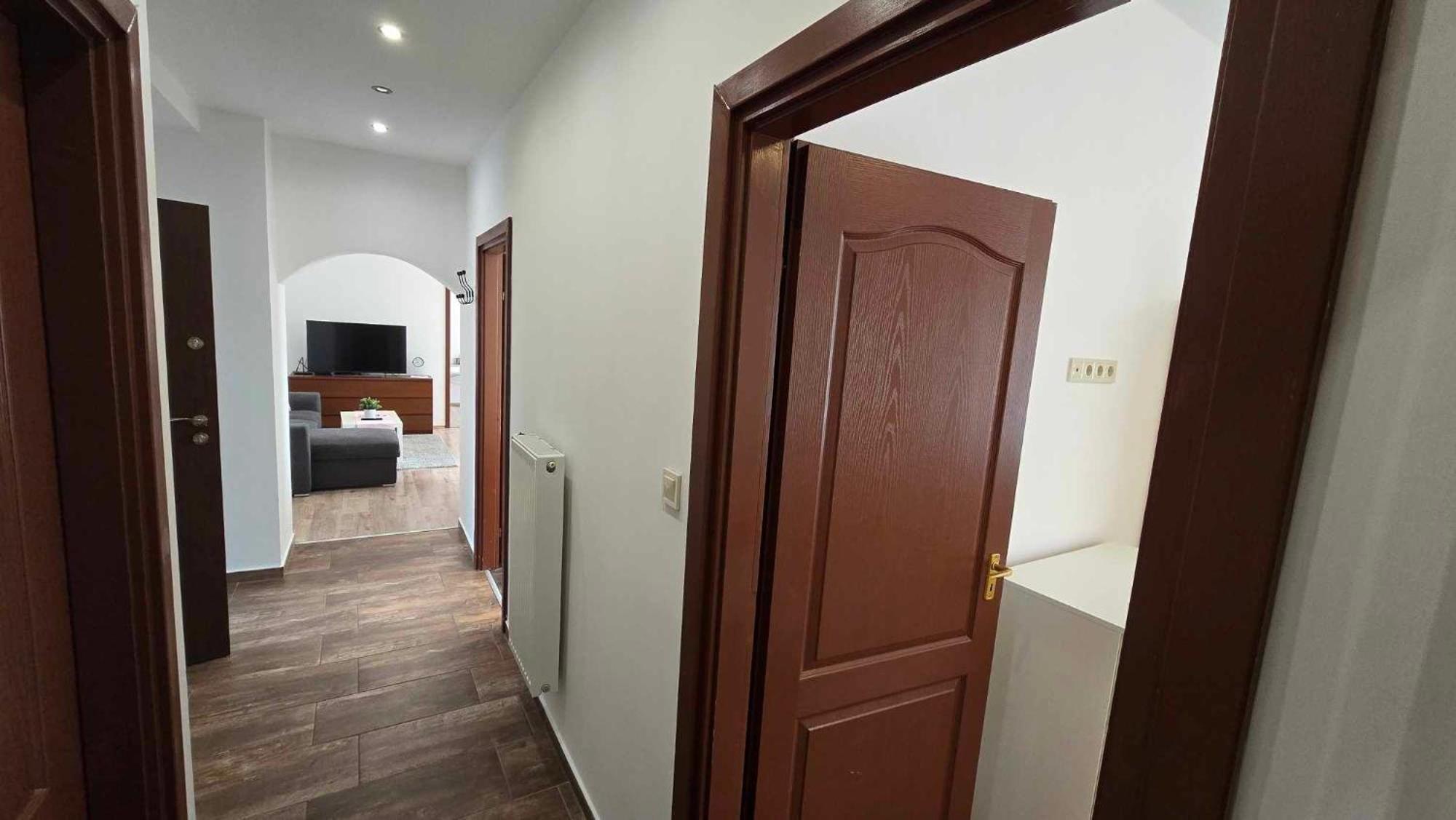Aqua Apartman Тисауйварош Екстер'єр фото